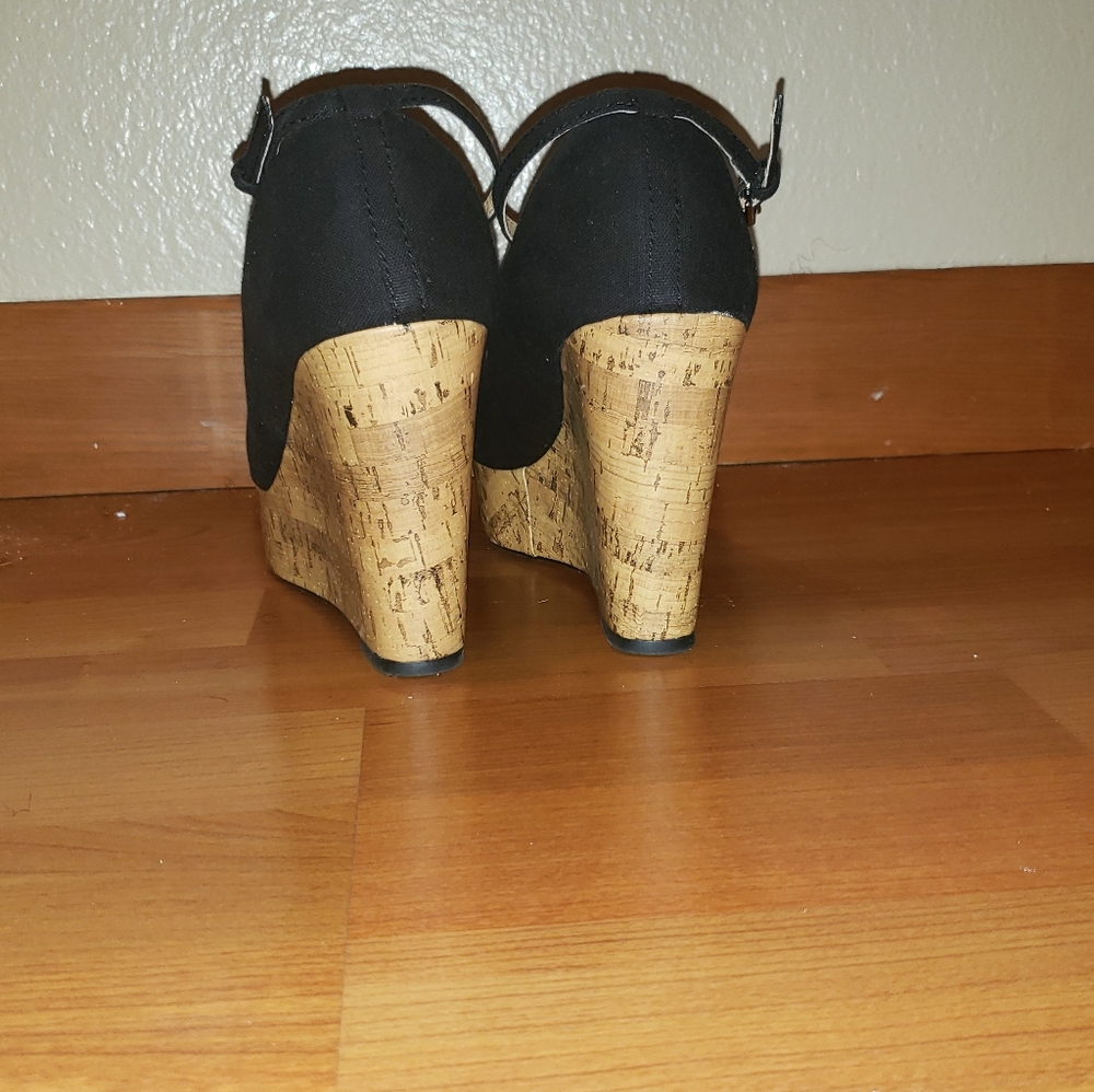Open toe wedges - Picture 4 of 4